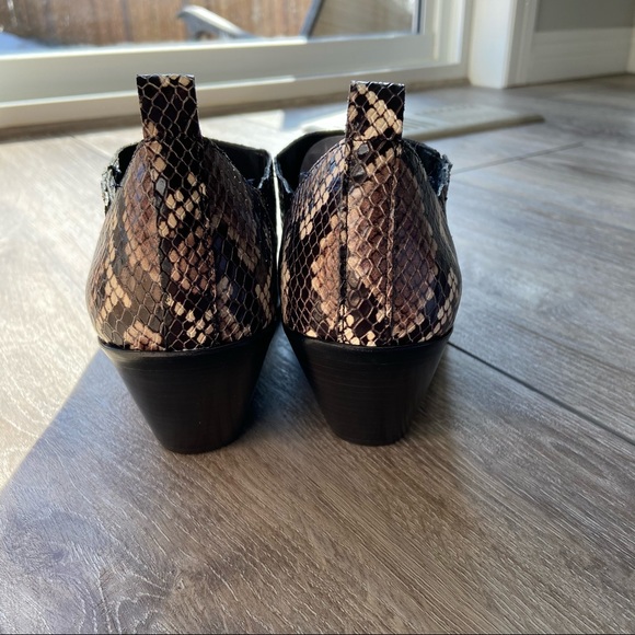 NWT Vince Camuto Jetera Bootie - Picture 7 of 12